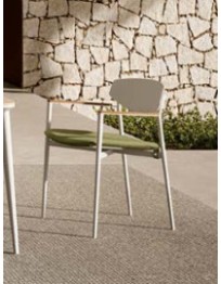 ORIGAMI Armchair | Aluminium white with teak and linen chalk cushion
