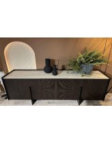 SMOOTH  Sideboard